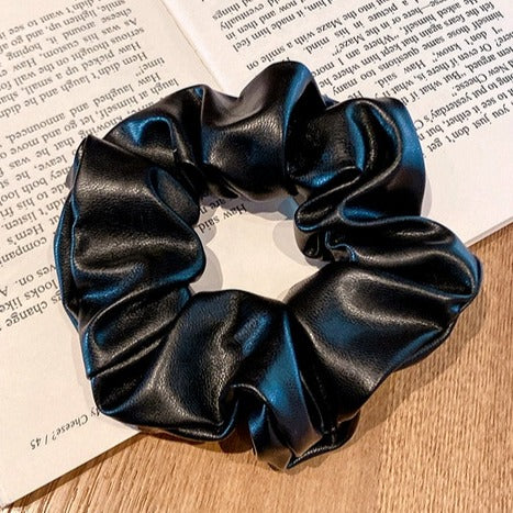 SCRUNCHIE (A643)